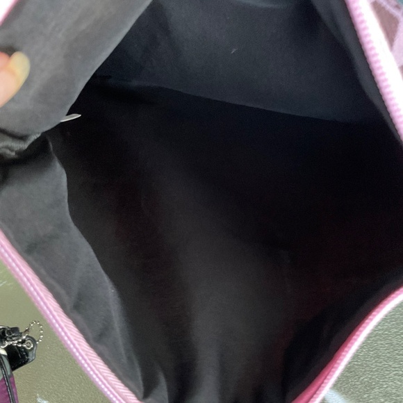 Hawaii North Shore Pink Wristlet Bag - Picture 5 of 5